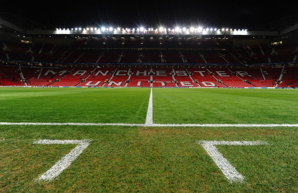 Manchester United Unleashes High-Speed Fan-Facing Extreme Networks Wi-Fi at Old Trafford — banner